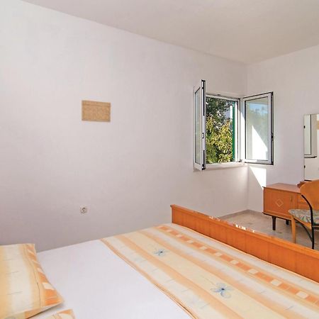 3 Bedroom Cozy Home In Supetar Exterior foto